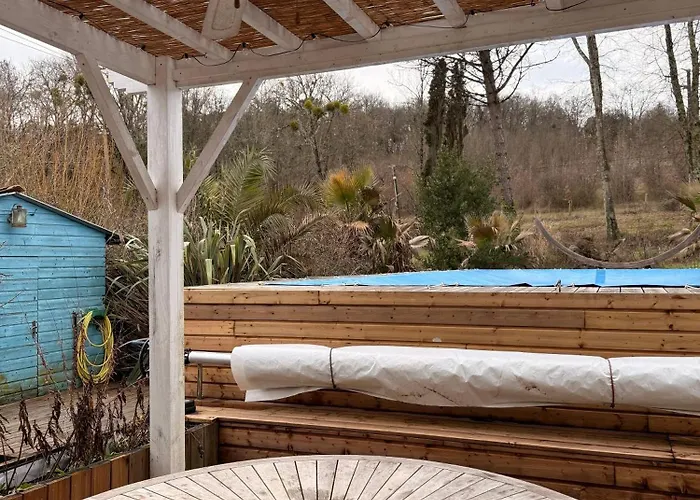 Evasion Tropicale En Dordogne 펜션 *