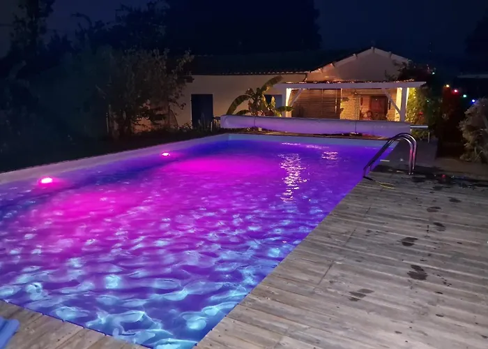 Evasion Tropicale En Dordogne 펜션 Le Fleix